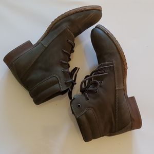 Steve madden booties